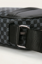 Sacoche bandoulière homme motif monogramme