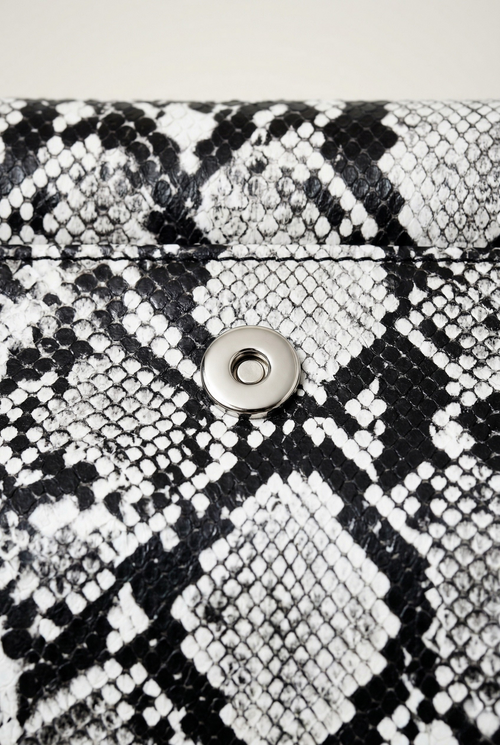Pochette enveloppe motif serpent