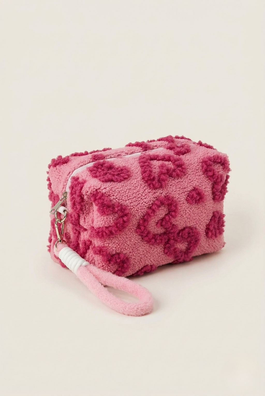 Trousse de toilette motif coeur