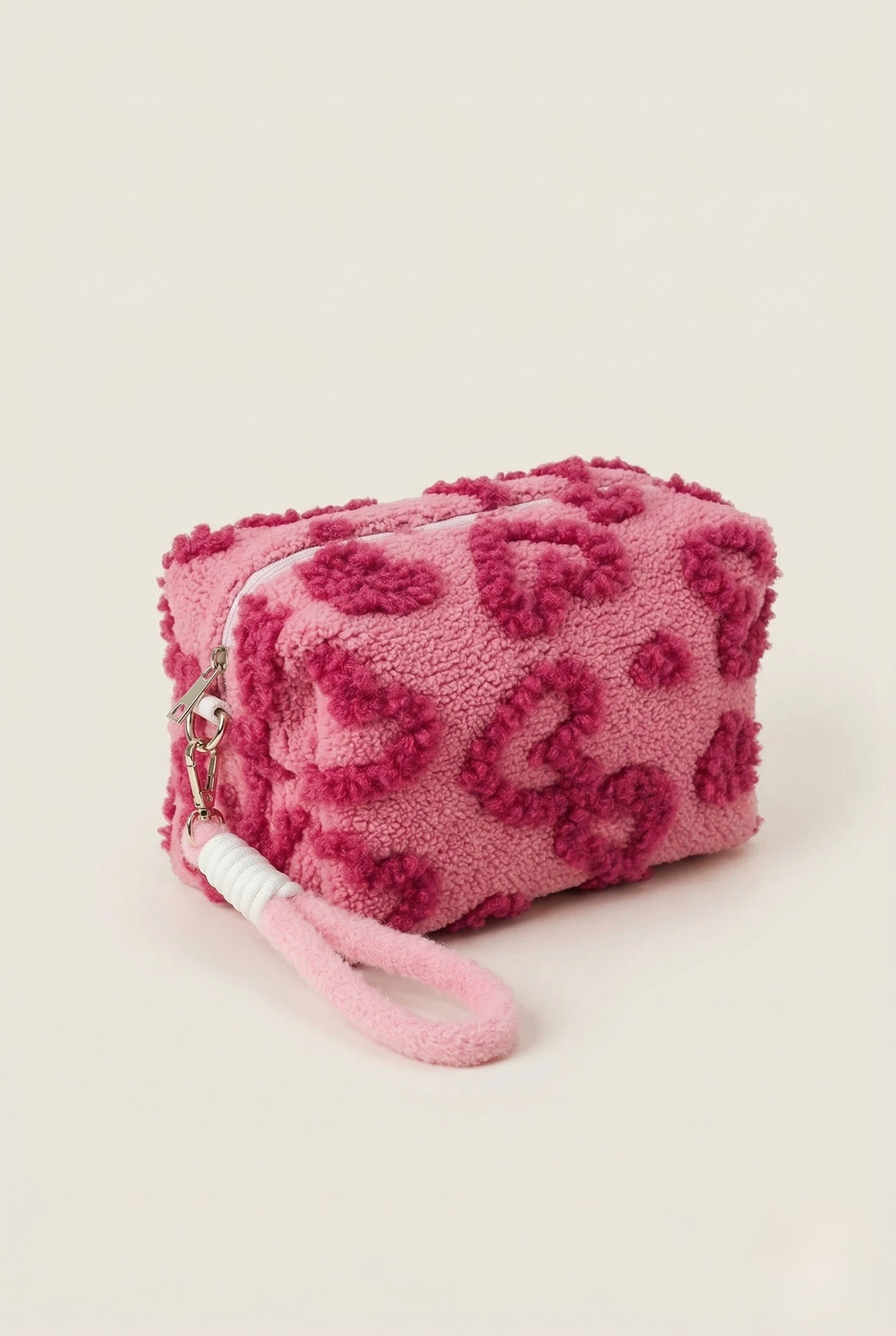 Trousse de toilette motif coeur